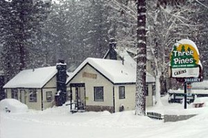 Three Pines Lodge Image