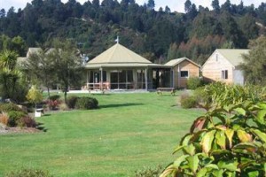 Abel Tasman Marahau Lodge voted 5th best hotel in Motueka