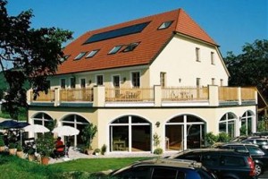 Ad Vineas Gästehaus Nikolaihof Mautern an der Donau voted  best hotel in Mautern an der Donau