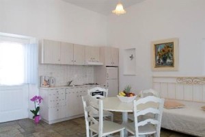 Agrabeli Mare Apartments Ampelas Image