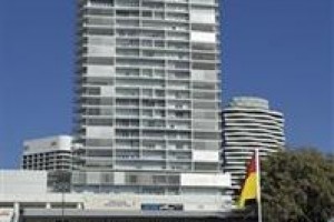 Air On Broadbeach Apartments Gold Coast Image