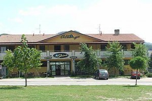 Albergo Shine voted  best hotel in Acqualagna