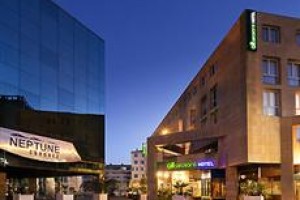 All Seasons Toulon Centre Congres voted 2nd best hotel in Toulon