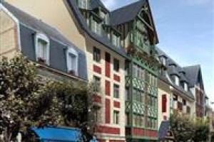 Almoria voted 5th best hotel in Deauville