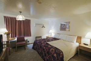 Americas Best Value Inn & Suites Bryce Canyon Tropic Image