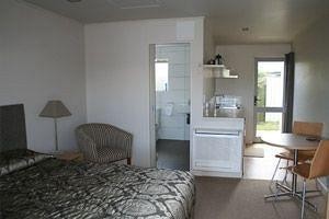 Anchorage Motel - Golden Chain voted  best hotel in Te Anau