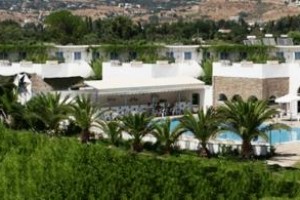 Anemomylos Bungalows Image