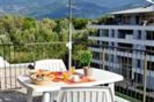 Park & Suites Confort Grenoble voted 2nd best hotel in Meylan