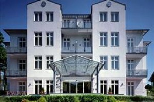 Aparthotel Seeschlosschen Zinnowitz Image