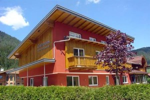 Apartment Dahoam voted  best hotel in Forstau
