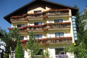 Apartment Hotel Seerose voted 2nd best hotel in Obertraun