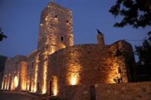 Arapakis Historic Castle voted 2nd best hotel in Pyrgos Dirou