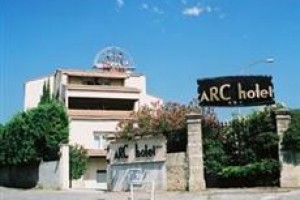 Arc Hotel Image