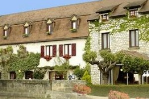 Auberge De L'Ile voted 2nd best hotel in Mouleydier