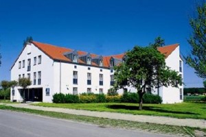 Avalon Hotel Havelland voted  best hotel in Gross Kreutz