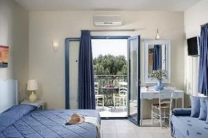Avithos Resort voted 7th best hotel in Leivathos