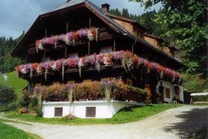 Bauernhof Baumgartnerhof Arriach voted  best hotel in Arriach