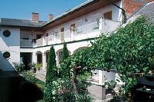 Gastehaus Schwalbennest voted 7th best hotel in Illmitz