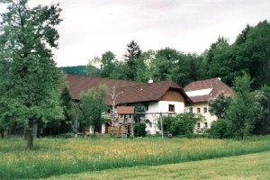 Bauernhof Holzinger Farmhouse Scharnstein voted  best hotel in Scharnstein