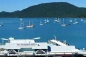 BayBliss Apartments voted  best hotel in Shute Harbour