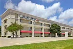 Baymont Inn & Suites Champaign / Urbana voted 8th best hotel in Champaign