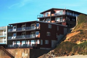 Beachfront Manor Hotel Image