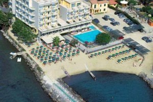 Bellevue et Mediterranee voted 5th best hotel in Diano Marina