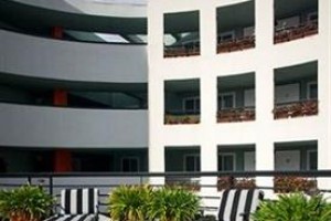 BEST WESTERN PLUS Carlyle Inn Image
