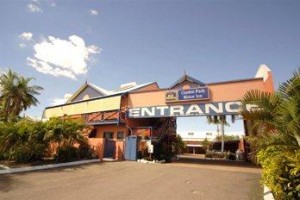 BEST WESTERN Cluden Park Motor Inn Image