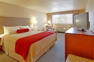 BEST WESTERN PLUS Gateway Hotel Santa Monica Image