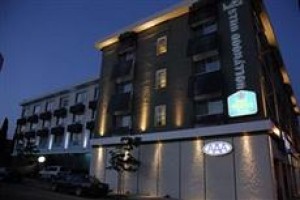 BEST WESTERN PLUS Hollywood Hills Hotel Image