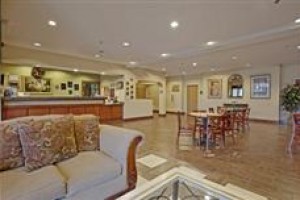 BEST WESTERN Denton Inn & Suites Image