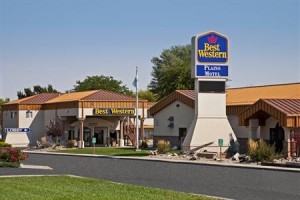 BEST WESTERN Plains Motel voted  best hotel in Wall 