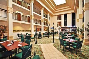 BEST WESTERN PLUS Villa Del Lago Inn voted  best hotel in Patterson