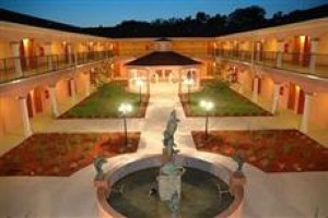 BEST WESTERN Wakulla Inn & Suites voted  best hotel in Crawfordville