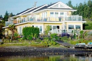 Birds of a Feather Bed and Breakfast Victoria Image