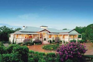 Buderim White House Bed And Breakfast Image