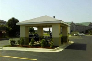 Candlewood Suites Jonesboro Image