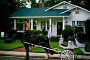 The Carriage House Bed and Breakfast voted 2nd best hotel in Jefferson 