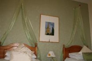 Castle Lodge Hotel Image