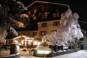 Castor voted 6th best hotel in Ayas