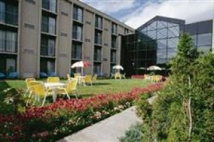 Hotel La Sagueneenne voted  best hotel in Chicoutimi