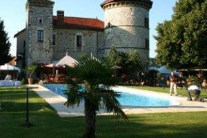 Chateau Chapeau Cornu voted  best hotel in Vignieu