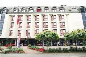 City Hotel Brunnen voted 2nd best hotel in Brunnen