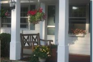 Clarendon Motel voted 8th best hotel in North Conway