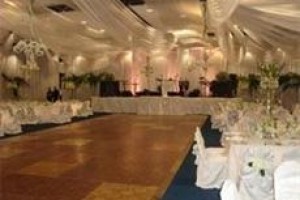 Clarion Hotel & Suites Curacao Image