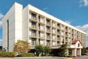 Clarion Inn Knoxville Image