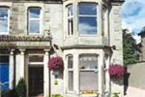 Clunie Guest House voted  best hotel in Perth 