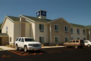 Cobblestone Inn & Suites Bloomfield (Iowa) voted  best hotel in Bloomfield 