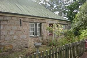 Colonial Cottages of Ross Image